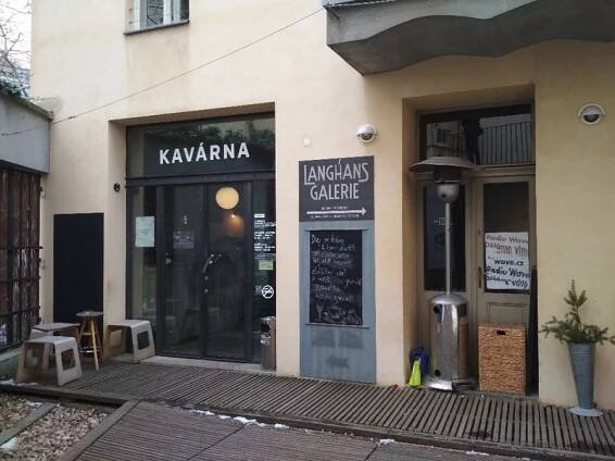 Přes Bariéry - Kavárny a bary - Kavárna Langhans