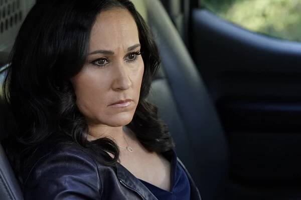 MacGyver - Matty + Ethan + Fidelity - Z filmu - Meredith Eaton