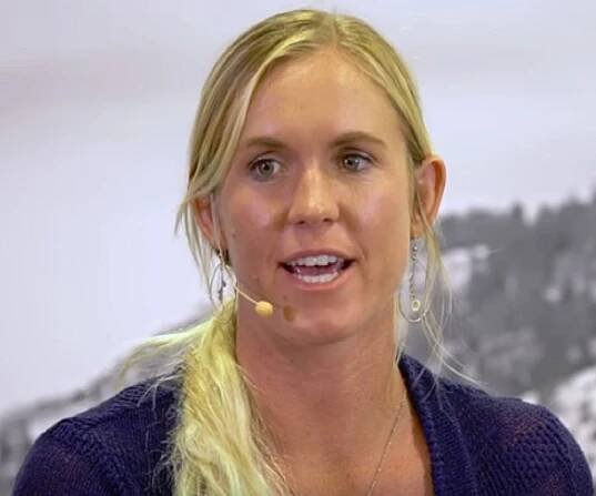 Bethany Hamilton Biography - Childhood, Life Achievements & Timeline
