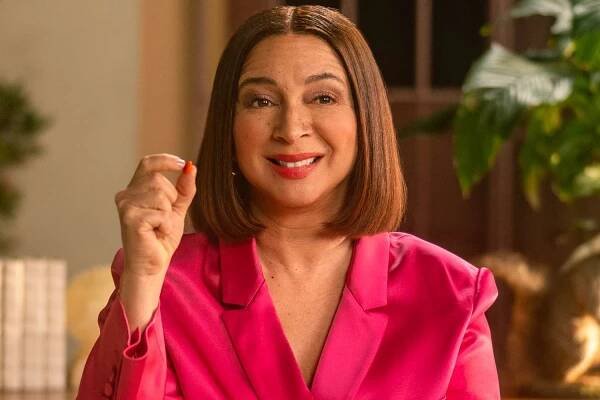 Maya Rudolph 'Thrilled' to Star in M&M's Super Bowl Ad as the Brand Announces She'll Replace 'Spokescandies'