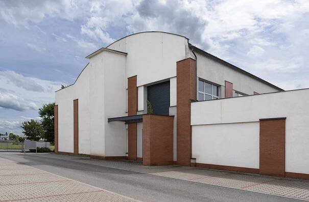 Gumovka J. Hakauf a synové | Objekty | Královéhradecký architektonický manuál