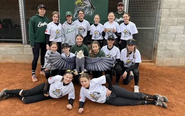 První měsíc sezóny našich nejmladších softballistek