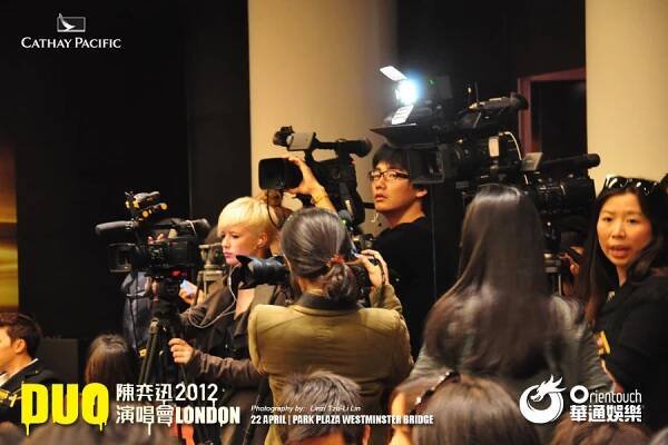 DUO Eason Chan 2012 London | Orientouch-e