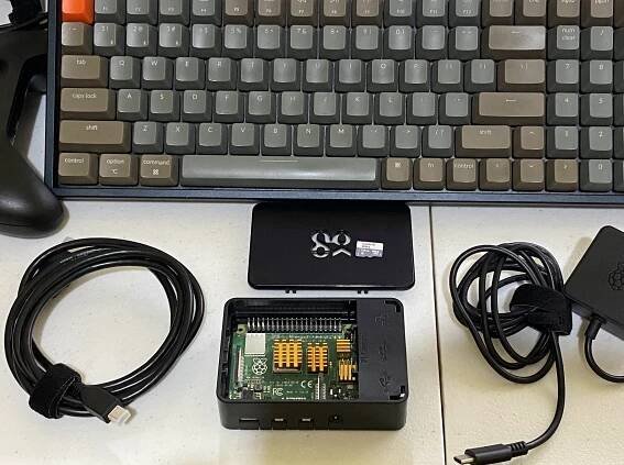 Power up our raspberry pi 4