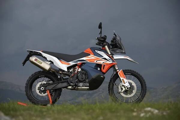 KTM 790 Adventure R Rally je nabroušená limitka | Motorkáři.cz