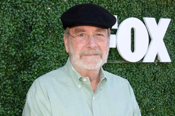 Martin Mull, Comedian and Star of 'Clue', 'Roseanne' and 'Sabrina the Teenage Witch', Dead at 80