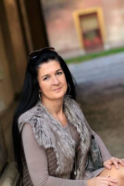 Jana Popek Andrlová