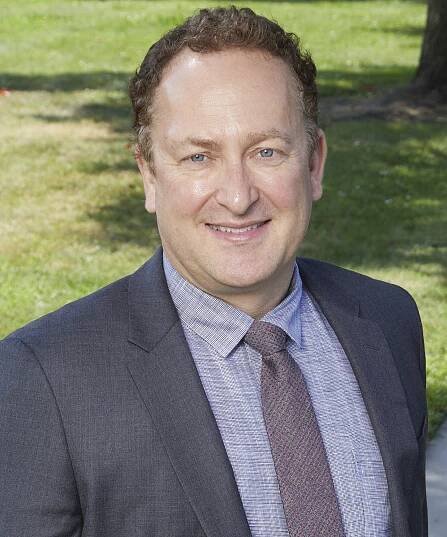Pearl You and Kevin James — Chic 'n' the Geek in Silicon Valley