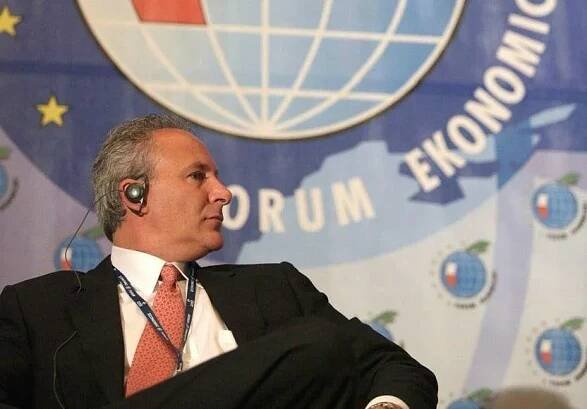 Peter Schiff: Čas se krátí, krize horší než ta v roce 2008 se blíží