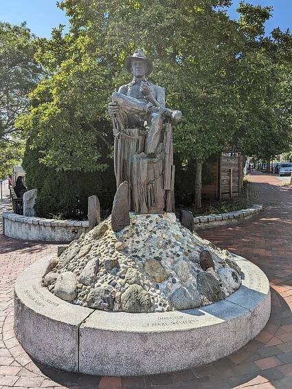 John Ford Statue - Wikipedia