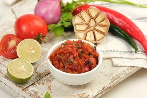 Fresh,Salsa,Dip,On,White,Background.