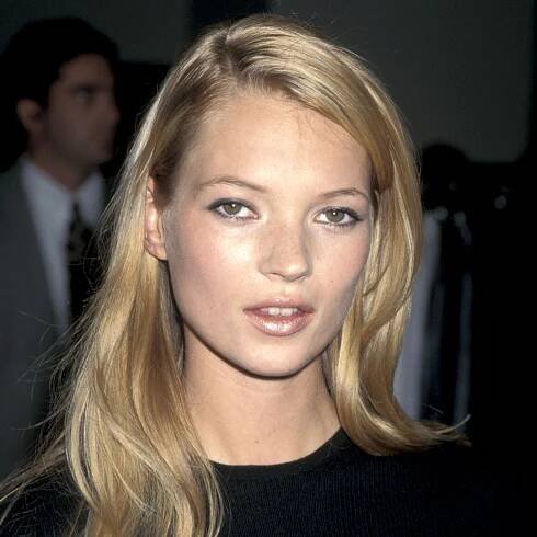 Blond wie Kate Moss in den Neunzigern: Das wird die Trendhaarfarbe 2025