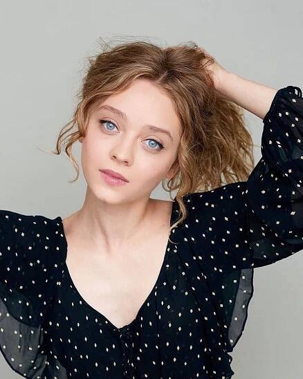 Madeleine Arthur