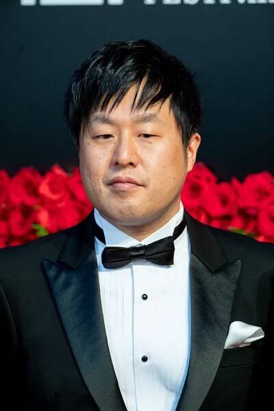 Naoyoshi Shiotani