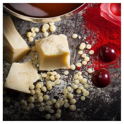 Callebaut Kakaové máslo v peckách 100% (0,5 kg)
