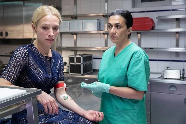 Detektiv Durantová: Mrtvá blondýnka - Z filmu - Sandra Borgmann, Ilknur Boyraz