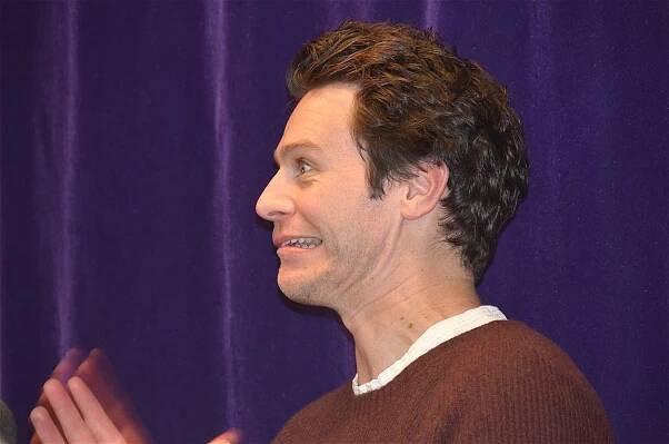 Jonathan Groff – theaterlife