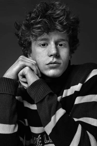 Lars Nitsch - JONAS HOLDENRIEDER