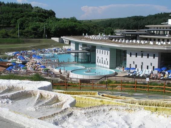 Termální lázně Eger - LUX 16