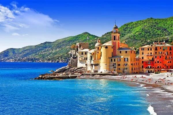 4 Ways to Experience Italy Like a Local - 2024 Guide - Green Poison