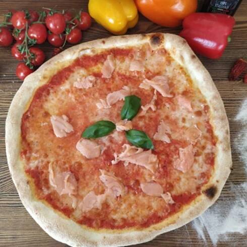 32 cm PIZZA SALMONE