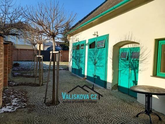 Prodej, Rodinné domy, 500m² - Kroměříž | Valiskova.cz - osobní průvodce