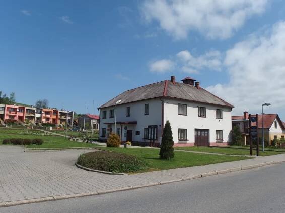 Poříčí u Litomyšle - obecní úřad foto 1