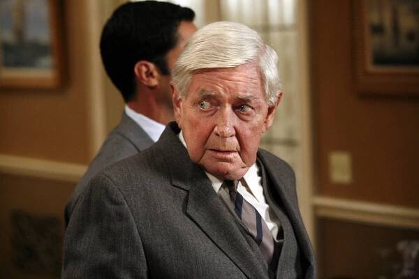 Odložené případy - Konec světa - Z filmu - Ralph Waite