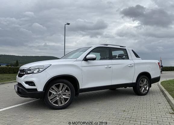 TEST: SsangYong MUSSO Grand (2019)