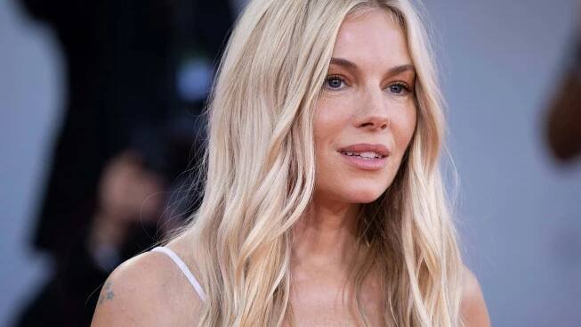 Sienna Miller's Hair And How To Copy It According To Her Go-To Pros