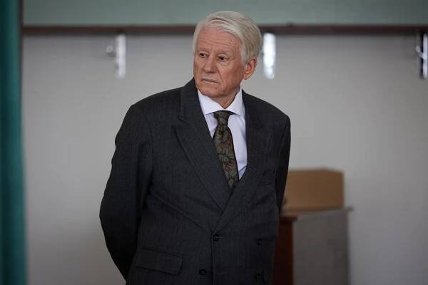 Dunaj, k vašim službám - Season 7 - Z filmu - Emil Horváth ml.