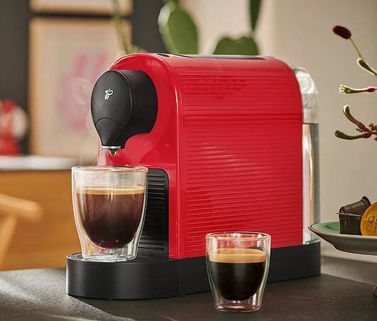 Tchibo Cafissimo PURE + Red