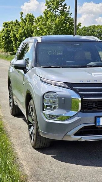 Test Mitsubishi Outlander PHEV