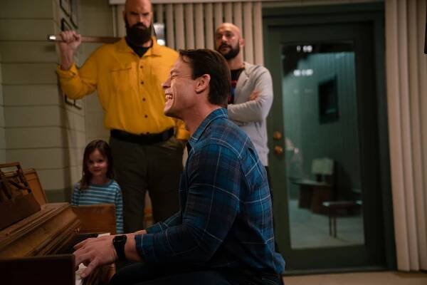 Finley Rose Slater, Tyler Mane, John Cena, Keegan-Michael Key - Hrátky s ohněm - Z filmu