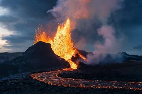 Sopka Fagradalsfjall, Island: Geologie, erupce