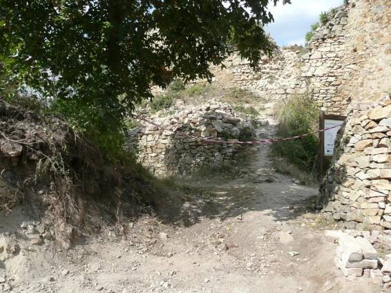 Hrad Templštejn – oficiální stránky hradu Templštejna u Jamolic, založeného Templáři 