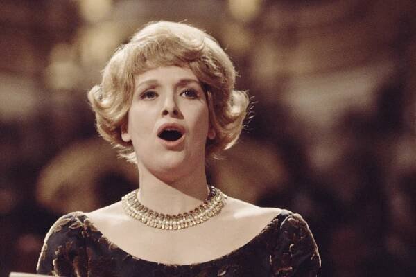 Veasey’s fame as a teacher and vocal coach would come to equal her reputation as a performer