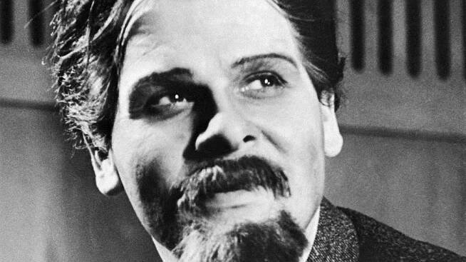 Od milovníka přes agenta až do Sněmovny: Slavný herec provozoval sex v zájmu vlasti - Super.cz