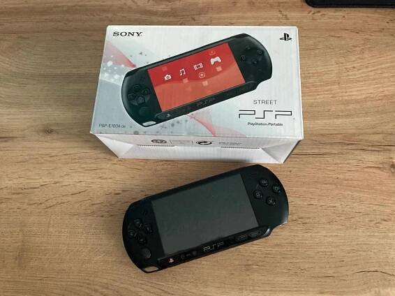 Sony PSP Street (playstation portable)