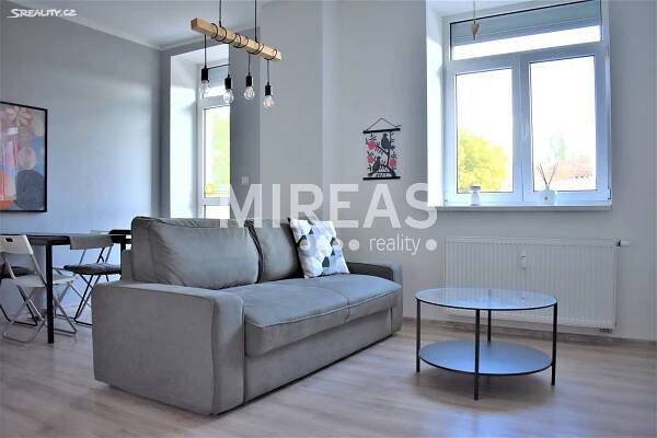 Pronájem Byt 3+kk, Slepá, Milovice - Mladá