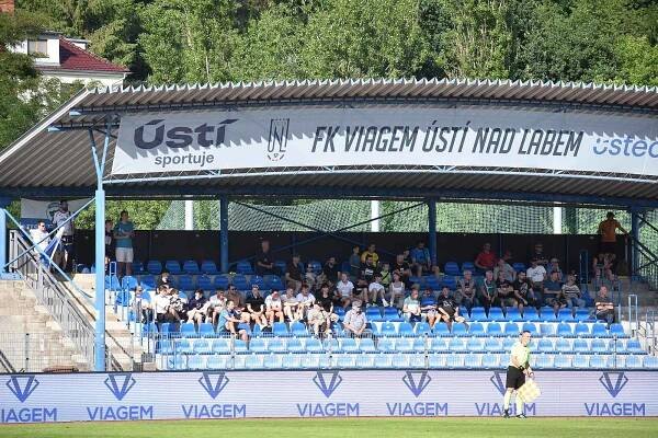 Fanoušci na barážovém utkání o 2. ligu, FK Viagem Ústí nad Labem - TJ Jiskra Domažlice 2024/2025