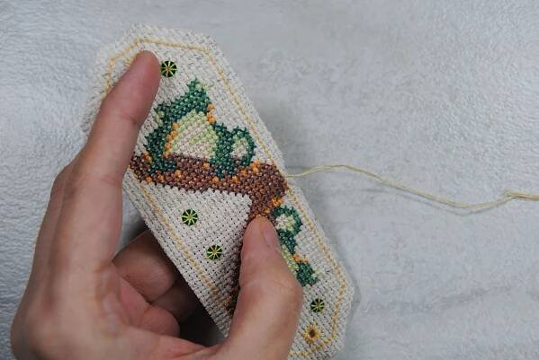 Omamori Tutorial - Cross Stitch Your Own Good Luck Charm ⋆ Sirious Stitches