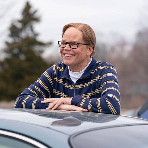 Jeff Hiller Reacts to ‘Somebody Somewhere’ Emmy Nomination