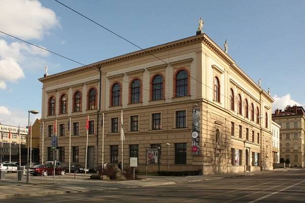 Uměleckoprůmyslové muzeum Brno - info, ceník, otevírací doba