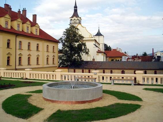 Střešní zahrada v areálu zámku v Lipníku nad Bečvou - Moravia