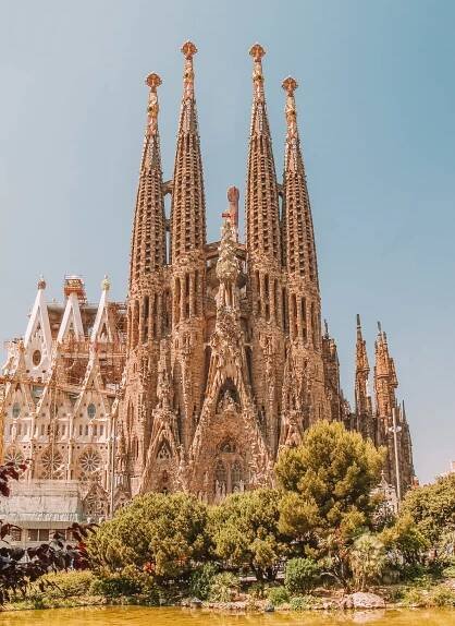 6 Must See Buildings By Gaudi In Barcelona (and how to skip the lines) - Hand Luggage Only - Travel, Food And Photography Blog