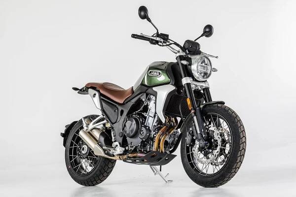 RVM 500 by Jawa Scrambler Zelená