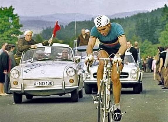 Soubor:Eddy Merckx 1966.jpg – Wikipedie