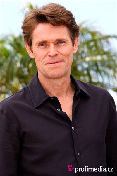Willem Dafoe - celebrity účes - HappyHair