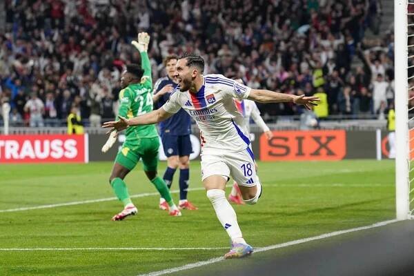 Kde dnes sledovat Manchester United - Lyon v TV odveta čtvrtfinále EL živě